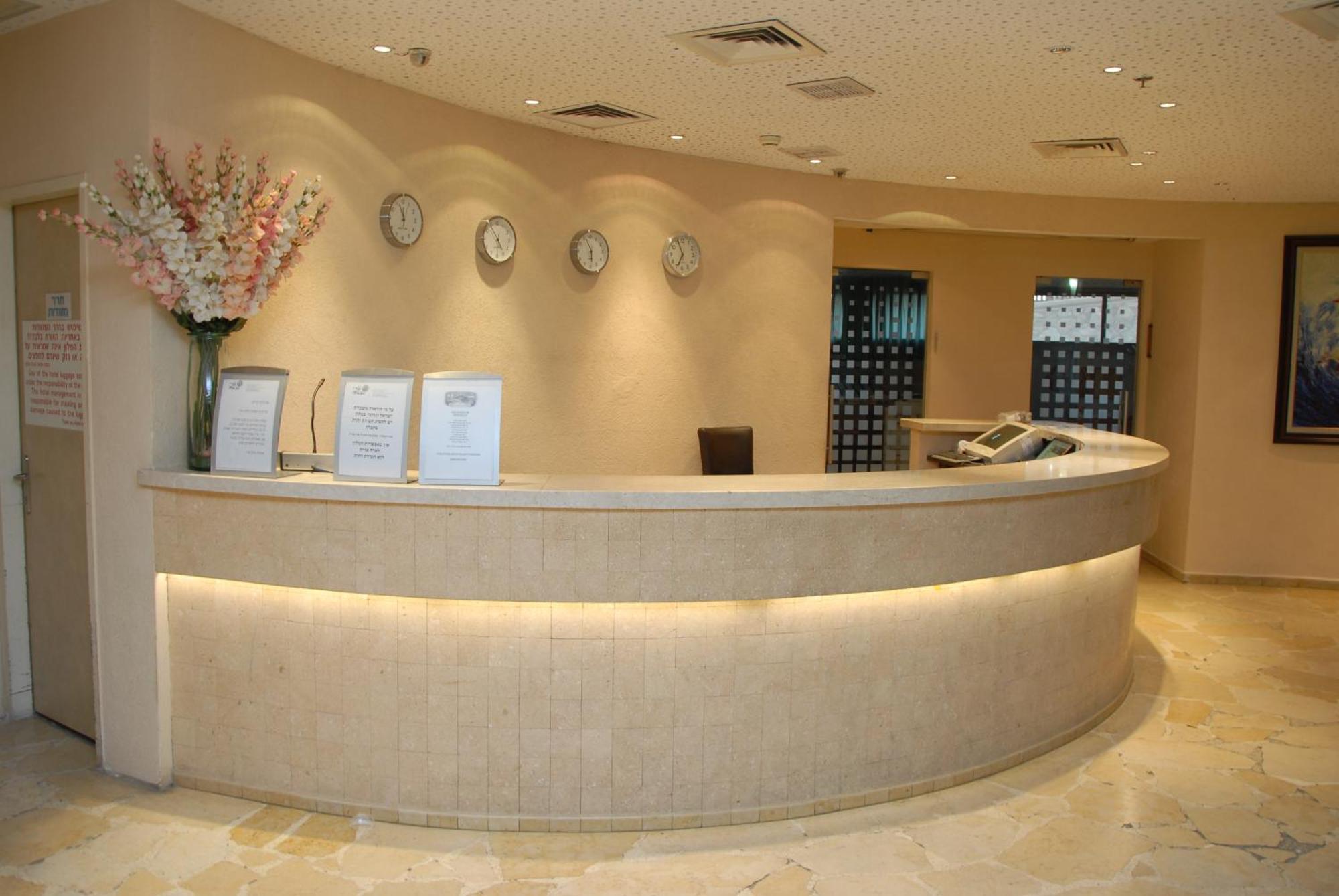 อาดิ โฮเต็ล Hotel เอลัต ภายนอก รูปภาพ